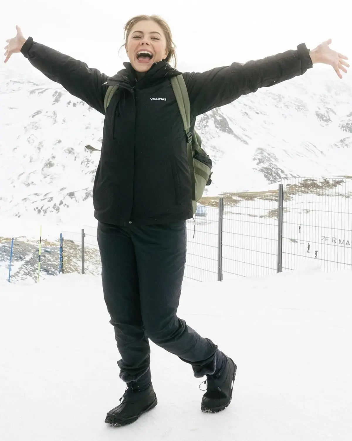Venustas Women’s 3-in-1 Heated Jacket with Battery, Waterproof Jacket with Hood for Skiing - Amazing Hot Prices For You