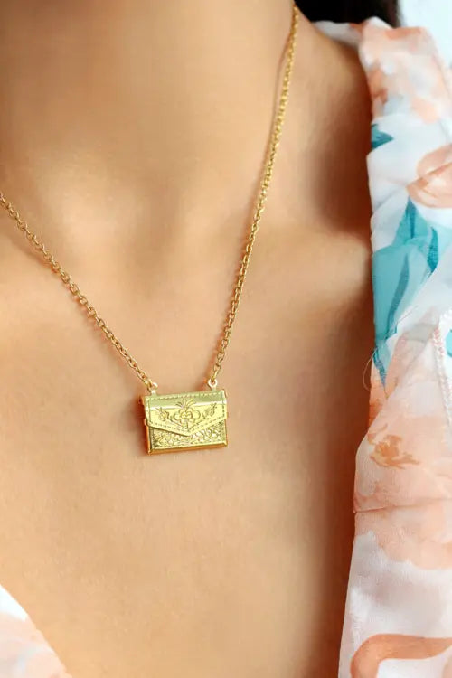 24 Karats Daisy Envelope Locket Necklace Amazing Hot Prices For You