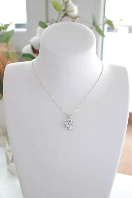 925 Silver Flower CZ Pendant Necklace Amazing Hot Prices For You