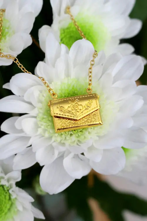 24 Karats Daisy Envelope Locket Necklace Amazing Hot Prices For You